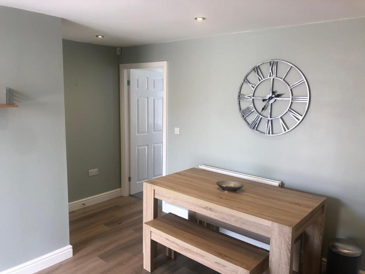 Barber House, Hoyland With Two Allocated Parking Spaces Экстерьер фото